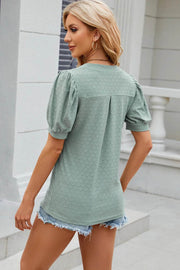 Solid color V-neck bubble sleeve short sleeved loose T-shirt top for women - OFEBHS.PT