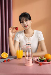 Handheld Small Electric Portable Mini Juicer - OFEBHS.PT