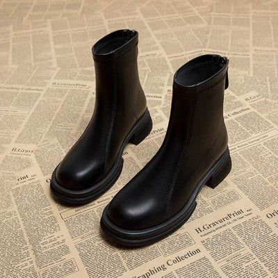 Women's Thick Heel Flat Ankle Boots - OFEBHS.PT